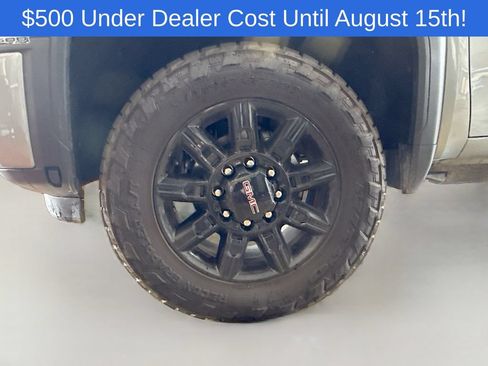 Used 2024 GMC Sierra 2500 AT4 w/ Technology Package AWD/4WD image 32