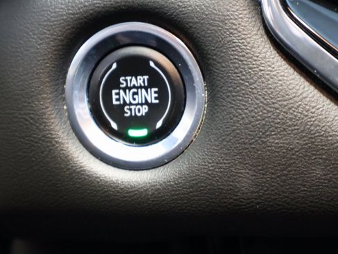 Used 2023 GMC Canyon Elevation w/ Convenience Package image 20