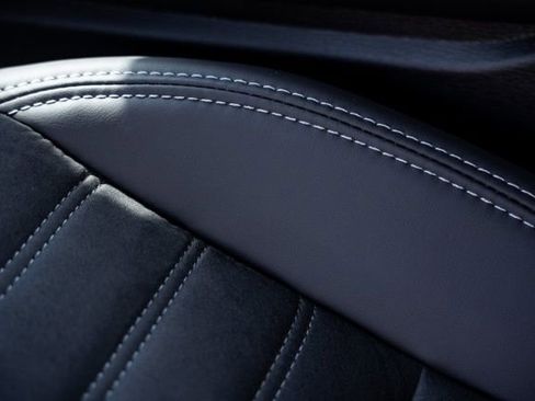 New 2026 Mitsubishi Outlander AWD image 31