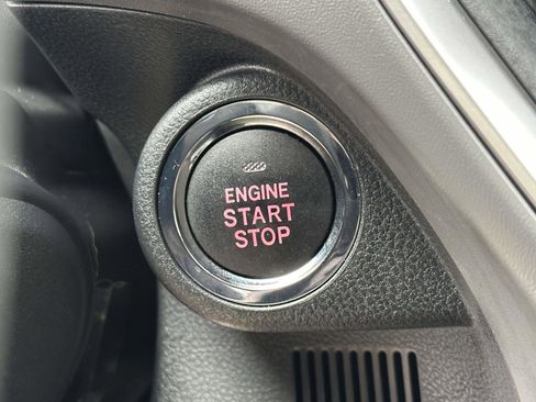 Used 2025 Subaru Crosstrek 2.0i Premium image 27