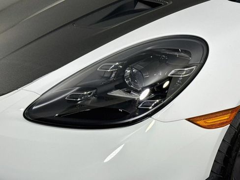 Used 2025 Porsche 718 Cayman GT4 RS RWD image 23