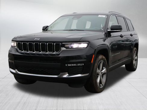 Used 2021 Jeep Grand Cherokee L Limited image 3