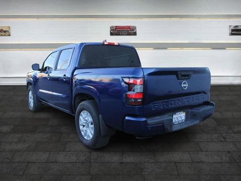 Used 2022 Nissan Frontier SV w/ Technology Package image 5