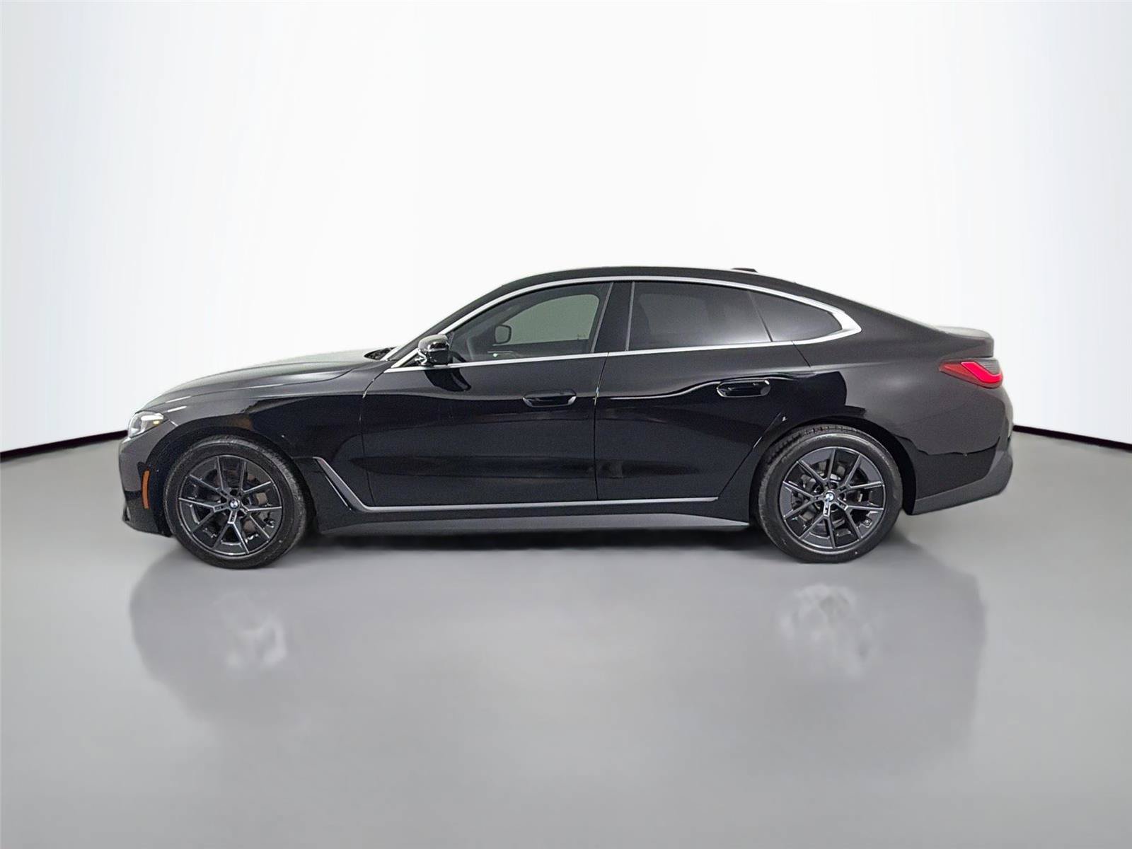New 2026 BMW i4 xDrive40i w/ Parking Assistance Package AWD/4WD image 16