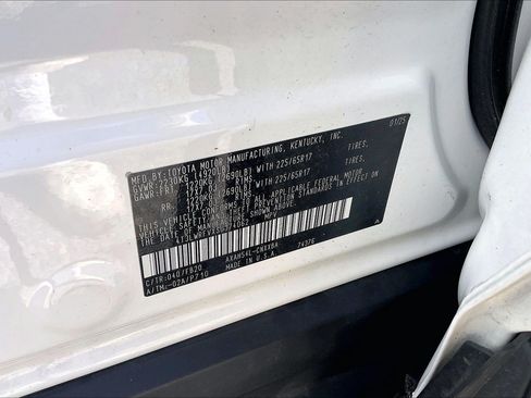 Used 2025 Toyota RAV4 LE AWD/4WD image 36