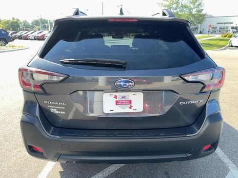 Certified 2025 Subaru Outback Premium w/ Popular Package #1A image 6