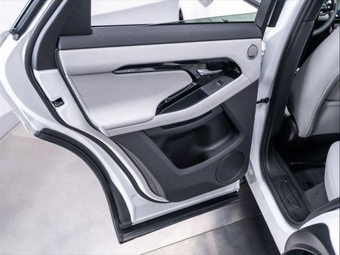 New 2026 Land Rover Range Rover Evoque S image 25