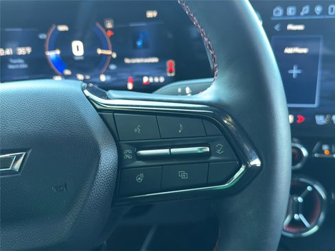 Used 2024 Chevrolet Blazer EV RS image 23