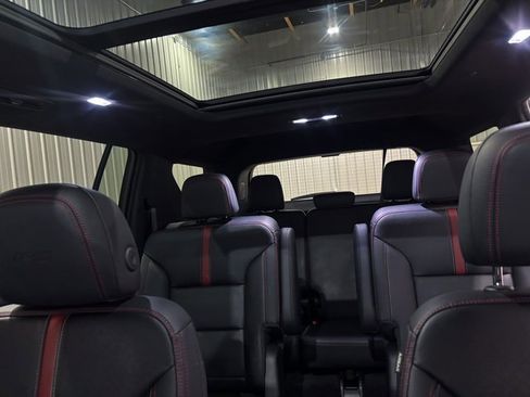 Used 2024 Chevrolet Traverse RS w/ LPO, Floor Liner Package image 25