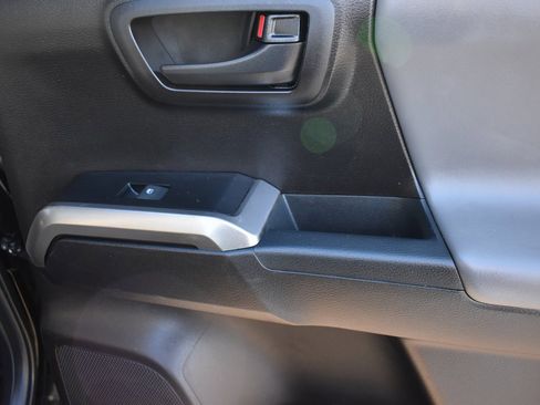 Used 2021 Toyota Tacoma SR5 image 14