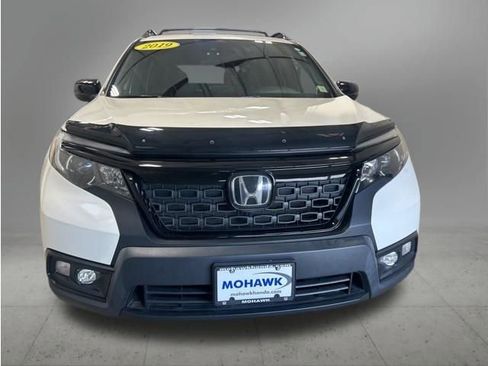 Certified 2019 Honda Passport Sport image 3