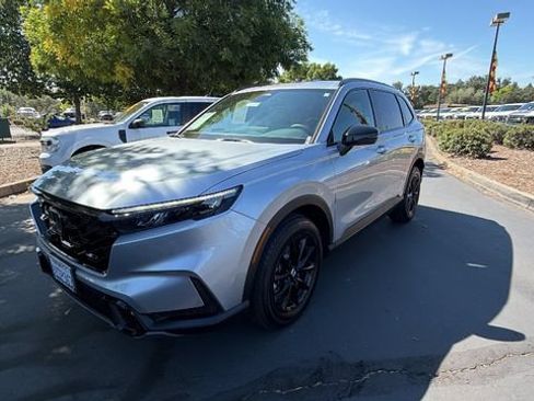 Used 2026 Honda CR-V Sport image 1