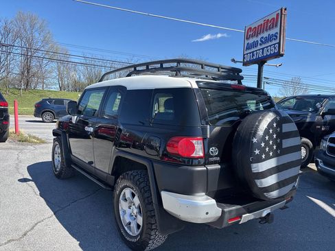 Used 2008 Toyota FJ Cruiser 4WD image 7