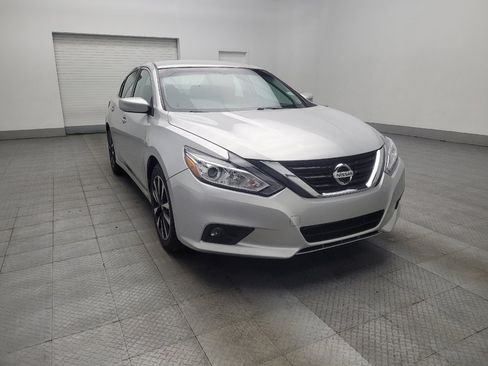 Used 2018 Nissan Altima 2.5 SV image 13