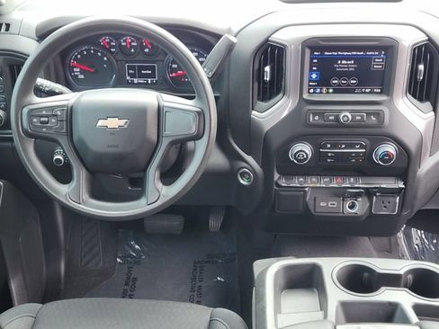 Used 2023 Chevrolet Silverado 1500 Custom AWD/4WD image 27