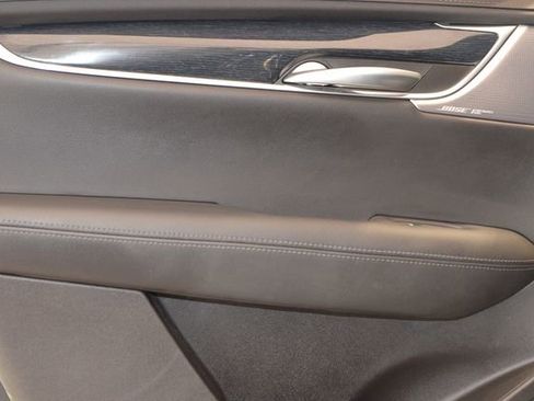 Used 2024 Cadillac XT5 Premium Luxury image 18