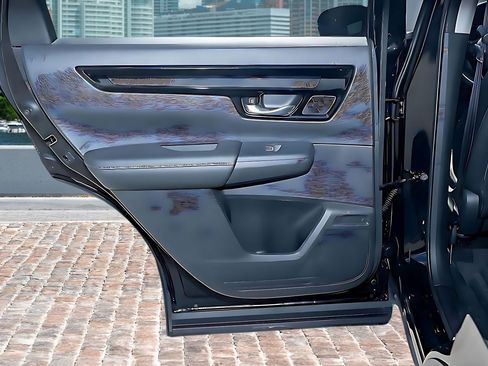 Used 2024 Honda CR-V EX-L image 13