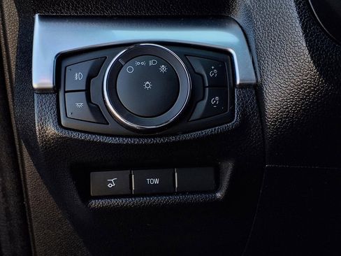 Used 2018 Ford Explorer Sport w/ Equipment Group 401A AWD/4WD image 14