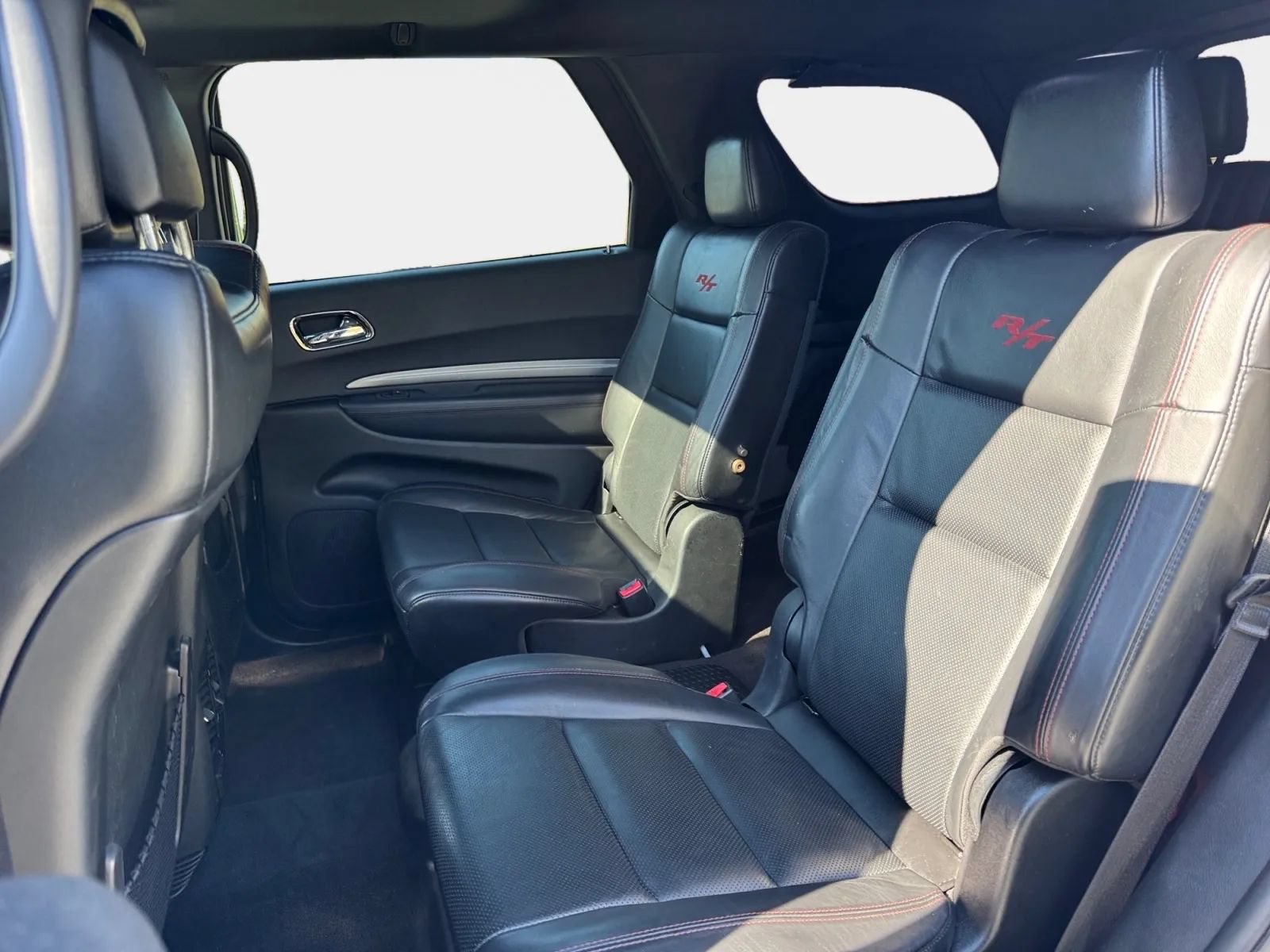 Used 2018 Dodge Durango R/T w/ Blacktop Package AWD/4WD image 11
