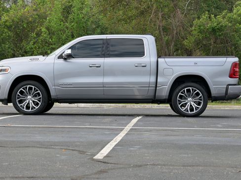 Used 2025 RAM 1500 Tungsten AWD/4WD image 7