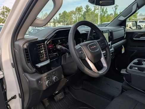 New 2026 GMC Sierra 1500 SLE w/ X31 Off-Road Package image 10