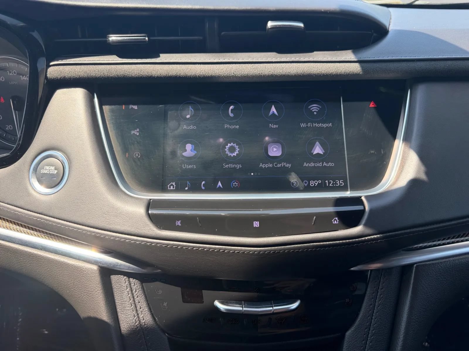 Used 2020 Cadillac XT5 Premium Luxury w/ Platinum Package AWD/4WD image 19