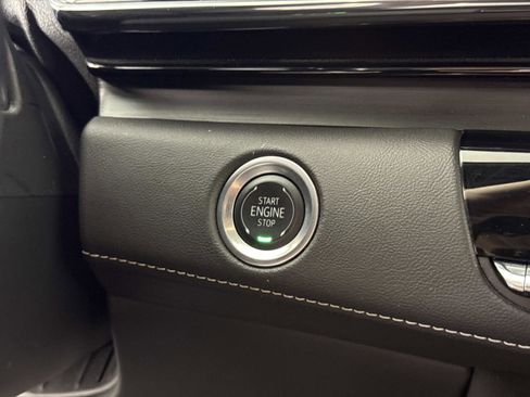 Used 2024 Cadillac Escalade Sport AWD/4WD image 31