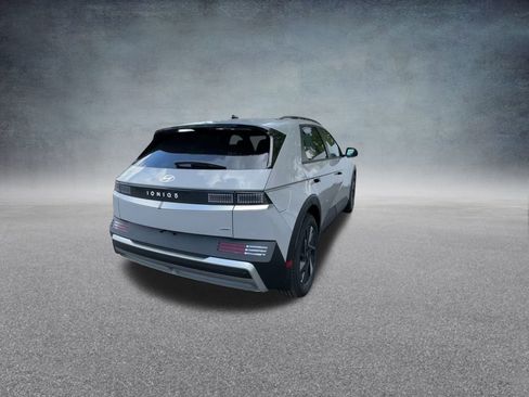 New 2025 Hyundai Ioniq 5 SEL image 20