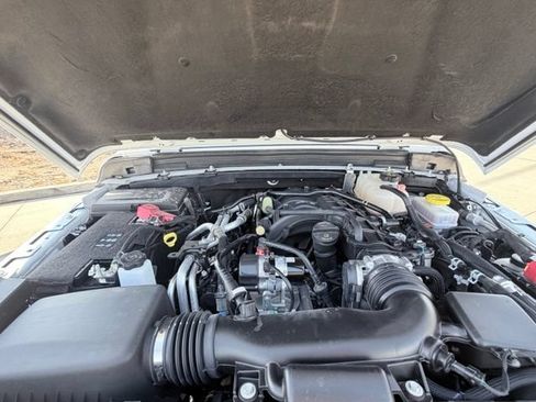 Used 2023 Jeep Wrangler Sport AWD/4WD image 35