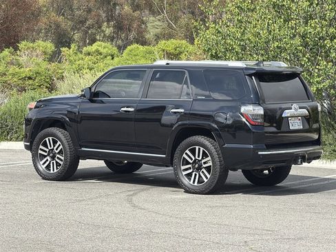 Used 2016 Toyota 4Runner Limited AWD/4WD image 4