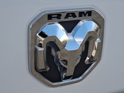 Used 2021 RAM 1500 Laramie image 29