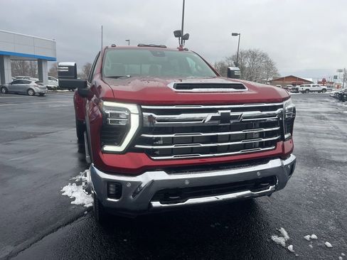 Used 2026 Chevrolet Silverado 3500 LTZ w/ LTZ Plus Package image 8