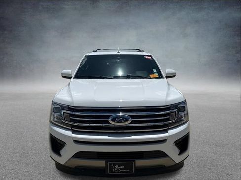 Used 2021 Ford Expedition XLT RWD image 2