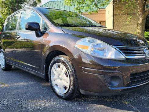 Used 2011 Nissan Versa 1.8 S w/ PWR Plus Pkg FWD image 1