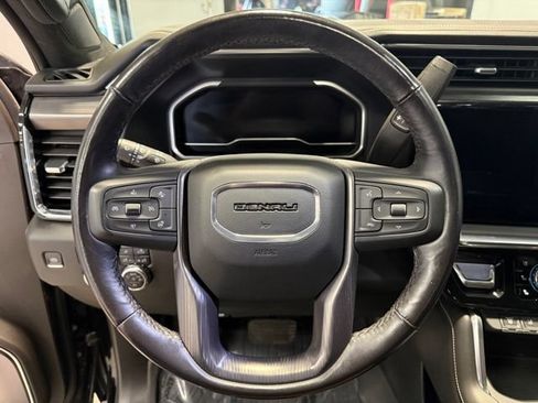 Used 2024 GMC Sierra 2500 Denali Ultimate AWD/4WD image 13