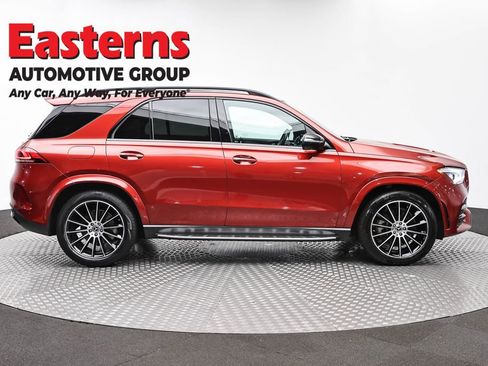 Used 2023 Mercedes-Benz GLE 450 4MATIC w/ AMG Line Exterior image 4