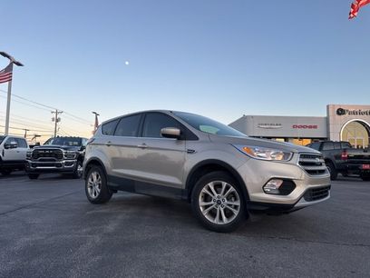 Used 2017 Ford Escape SE