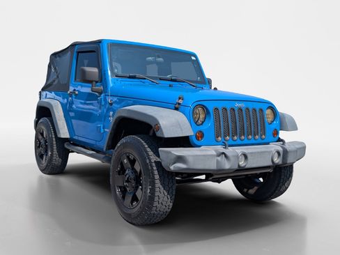 Used 2011 Jeep Wrangler Sport AWD/4WD image 2