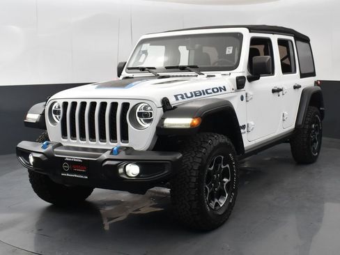 Used 2022 Jeep Wrangler Unlimited Rubicon 4xe image 3