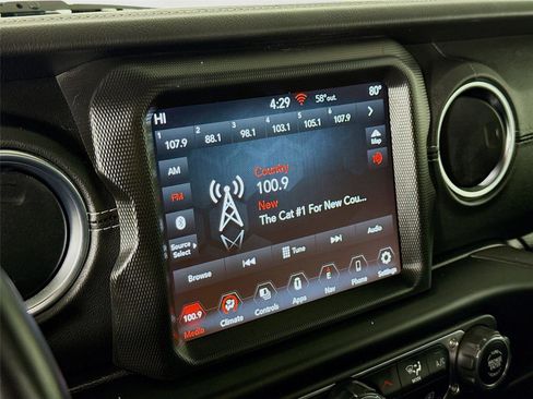 Used 2021 Jeep Gladiator Overland w/ Popular Equipment Package image 15