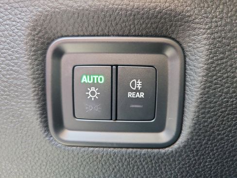 Certified 2024 Porsche Cayenne Coupe image 20