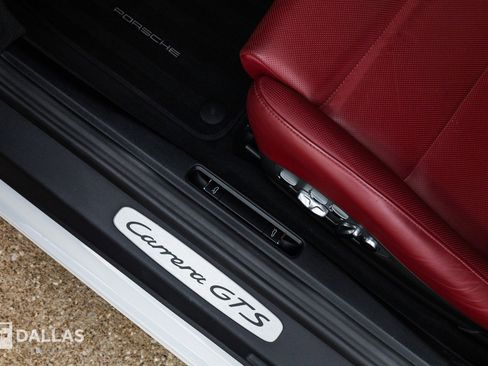 Used 2019 Porsche 911 Carrera GTS image 20