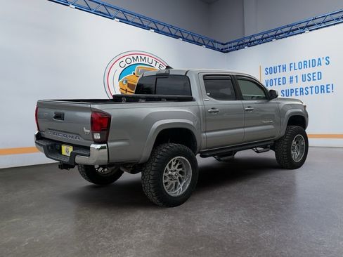 Used 2019 Toyota Tacoma SR5 image 4