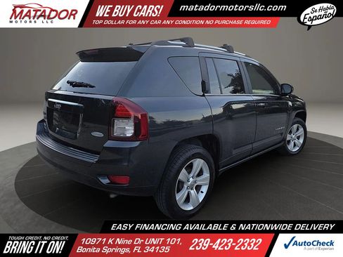 Used 2014 Jeep Compass Latitude w/ Sun/Sound Group FWD image 5