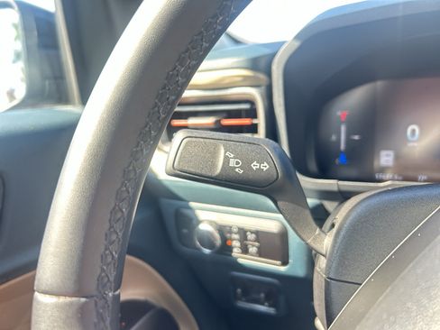 Used 2025 Ford Maverick Lariat w/ 4K Tow Package AWD/4WD image 25