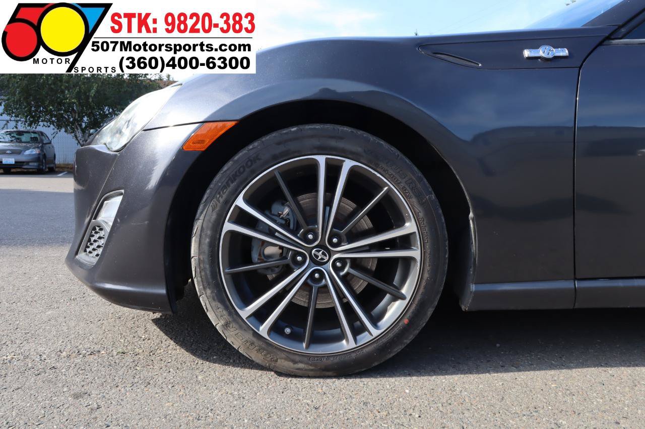 Used 2013 Scion FR-S RWD image 23