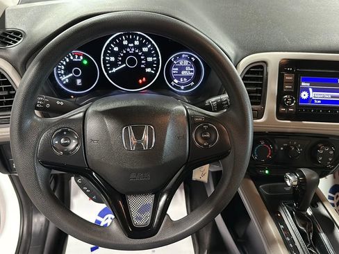 Used 2021 Honda HR-V LX image 20