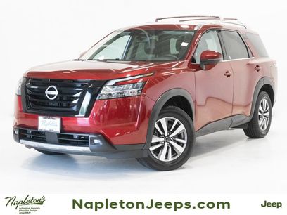 Used 2023 Nissan Pathfinder SL w/ Lighting Package (N92)