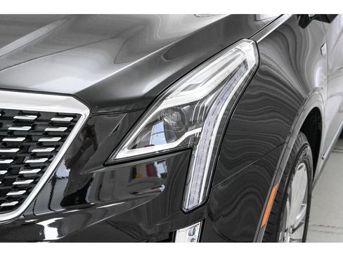 Used 2024 Cadillac XT5 Premium Luxury w/ Technology Package image 9