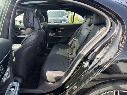 Certified 2024 Mercedes-Benz C 300 4MATIC Sedan image 31